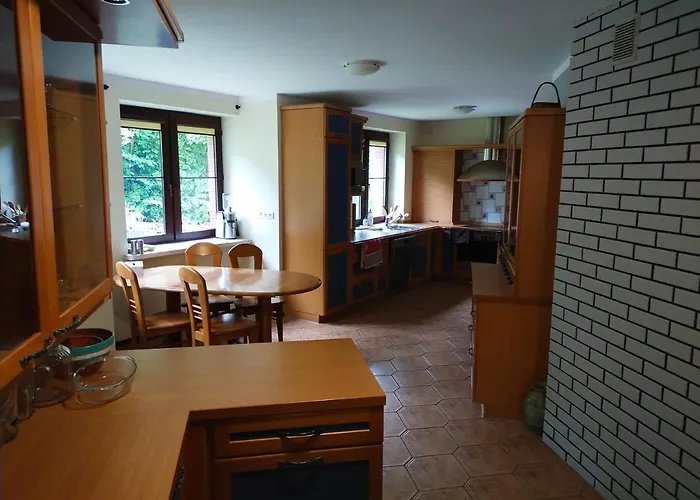 Siedlisko Ostropest 9a Vila Karbowskie