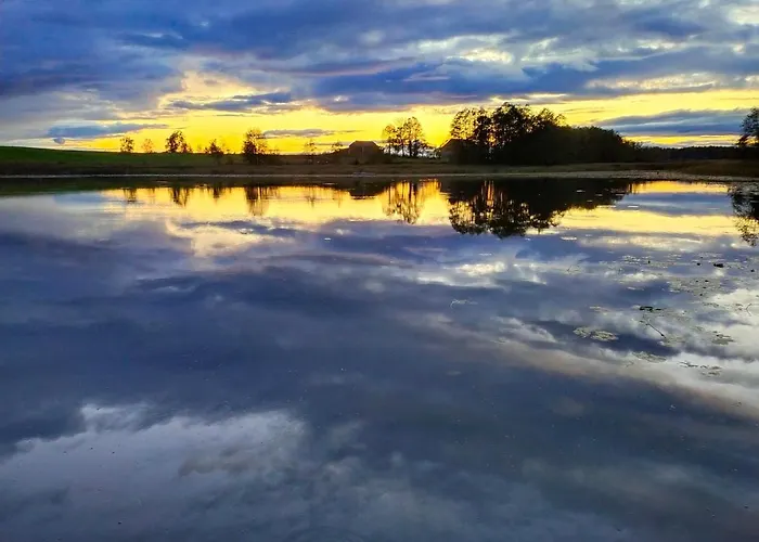 Siedlisko Ostropest 9a Vila Karbowskie